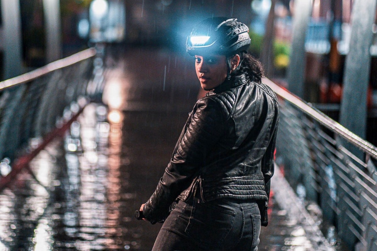 Lumos takes a sleeker approach with new Ultra helmet